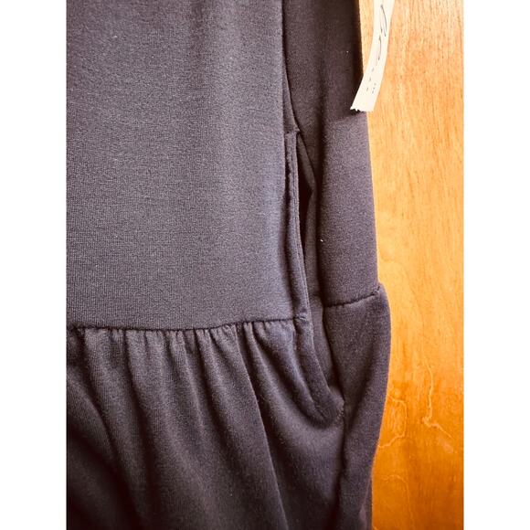 Just Be Women's Plus Size Tier Knee Length Short Sleeve Black Dress Size 3X New - Picture 3 of 6